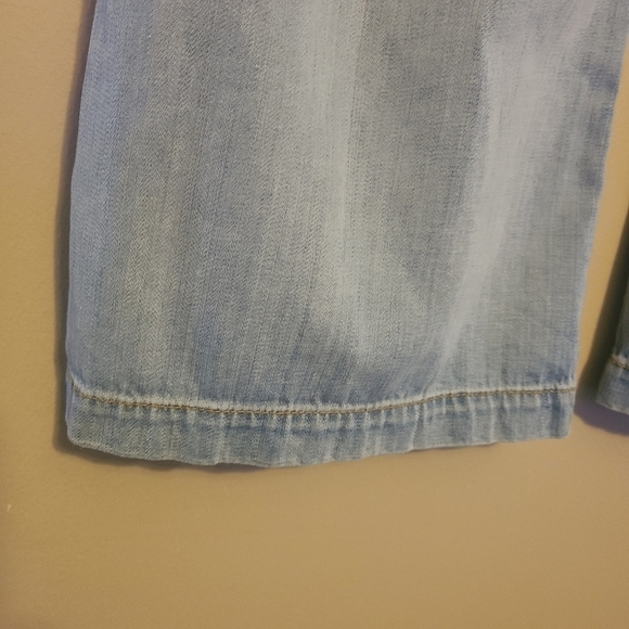 J. Brand | Women's Light Wash High Rise Wide Leg Malik Jeans (Size 32) - Picture 13 of 15